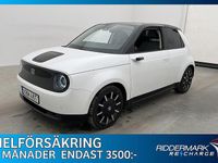 Begagnad Honda e 113 kW (154 HK) 2020 Vit Halvkombi
