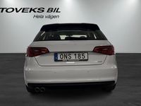 begagnad Audi A3 SPB TDI Quattro 2.0 / Panorama / Nyservad