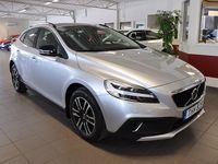 Begagnad Volvo V40 Momentum 120 HK (88 kW) 2017 Silver Halvkombi