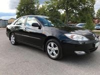 Begagnad Toyota Camry 152 HK (111 kW) 2001 Svart Sedan