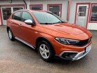 Begagnad Fiat Tipo Cross 101 HK (74 kW) 2021 Orange Halvkombi