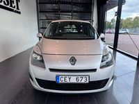 Begagnad Renault Grand Scénic III 110 HK (80 kW) 2009 Silver Minibuss