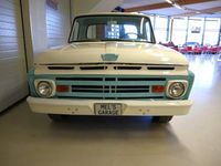 Begagnad Ford F100 162 HK (119 kW) 1962 Vit/turqouise Pickup