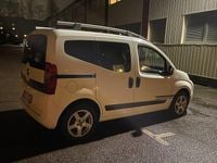 Begagnad Fiat Qubo Dynamic 78 HK (57 kW) 2010 Vit Minibuss