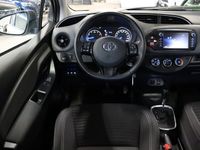 begagnad Toyota Yaris 1.5 VVT-iE BACKKAMERA FULLSERVAD 2019, Halvkombi
