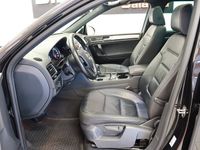 begagnad VW Touareg 3.0 V6 TDI SCR 4Motion Panorama 7,99%