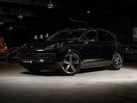 Begagnad Porsche Cayenne Platinum Edition 462 HK (339 kW) 2023 Svart SUV