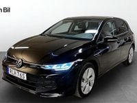 Begagnad VW Golf VIII Life 150 HK (110 kW) 2024 Grenadilla black metallic Kombi