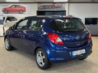 Begagnad Opel Corsa 80 HK (58 kW) 2007 Blå Halvkombi