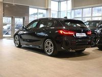 Begagnad BMW 118 M Sport 136 HK (100 kW) 2021 Svart Halvkombi