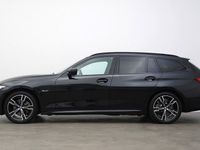 begagnad BMW 328 330e xDrive Touring M-Sport 2023, Kombi