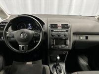 begagnad VW Touran 2.0 TDI / DSG Sekv / Backsensor / Dragkrok