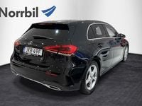 Begagnad Mercedes A180 AMG line 136 HK (100 kW) 2020 Svart Halvkombi