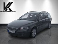 Begagnad Volvo V50 Momentum 170 HK (125 kW) 2005 Grå Kombi