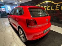 Begagnad VW Polo 90 HK (66 kW) 2014 Röd Halvkombi