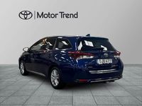 Begagnad Toyota Auris Touring Sports Executive 137 HK (100 kW) 2017 Blå Kombi