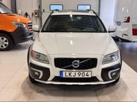 Begagnad Volvo XC70 Momentum 215 HK (158 kW) 2014 Vit Kombi
