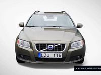 Begagnad Volvo V70 Momentum 215 HK (158 kW) 2011 Grön Kombi