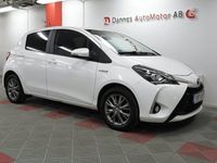 begagnad Toyota Yaris Hybrid e-CVT S&V Hjul Bakkamera EU6 101hk