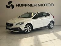 Begagnad Volvo V40 CC Momentum 116 HK (85 kW) 2015 Vit Kombi