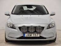 begagnad Volvo V40 D2 120hk D-Värm Pdc 0.36 l/mil S&V-däck