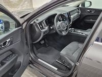 Begagnad Volvo XC60 Core 253 HK (186 kW) 2025 Platinumgrå metallic SUV