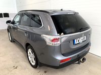 begagnad Mitsubishi Outlander 2.2 Di-D 4WD Business 7-sits 1 Ägare