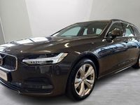 begagnad Volvo V90 B4 Diesel Core, Klimatpaket, Parkeringssupport, Parkeringskamera Bak, Google Maps 2023, Kombi