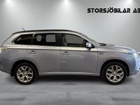 Begagnad Mitsubishi Outlander P-HEV 121 HK (88 kW) 2014 Ljusblå SUV