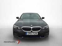 Begagnad BMW 320 Sport Line 184 HK (135 kW) 2019 Svart Sedan