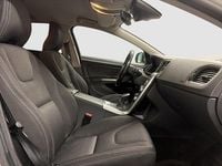 Begagnad Volvo V60 120 HK (88 kW) 2016 Vit Kombi