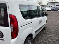 Begagnad Fiat Doblò 120 HK (88 kW) 2016 Vit Minibuss