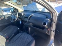 Begagnad Nissan Note 110 HK (80 kW) 2008 Silver Halvkombi