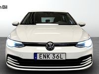 begagnad VW Golf VIII Life 1.0 eTSI 110hk DSG Värmare/Navigation