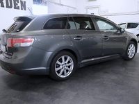 Begagnad Toyota Avensis 177 HK (130 kW) 2008 Grön Kombi