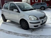 Begagnad Toyota Yaris 65 HK (47 kW) 2003