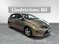 begagnad Toyota Auris 1.6 5-D V-Hjul 2013, Halvkombi