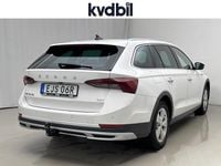 Begagnad Skoda Octavia Scout 2023 Vit Kombi