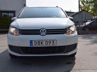 Begagnad VW Touran 150 HK (110 kW) 2014 Vit Minibuss