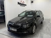 Begagnad Skoda Superb Elegance 170 HK (125 kW) 2013 Svart Kombi