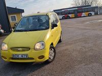 Begagnad Hyundai Atos 54 HK (39 kW) 2000 Gul Halvkombi