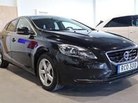Begagnad Volvo V40 Momentum 152 HK (111 kW) 2015 Svart Halvkombi
