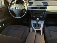 begagnad BMW 320 i Touring Comfort Euro 4