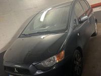 Begagnad Mitsubishi Colt 95 HK (69 kW) 2011 Halvkombi