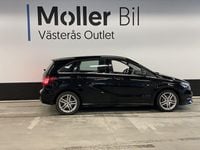Begagnad Mercedes B200 136 HK (100 kW) 2016 Svart Minibuss