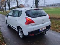 begagnad Peugeot 3008 1.6 e-HDi Automat, Ny kamrem, Ny besiktigad 2011, SUV