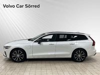 Begagnad Volvo V60 Plus 404 HK (297 kW) 2024 Svart Kombi