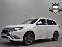 Begagnad Mitsubishi Outlander P-HEV 230 HK (169 kW) 2018 Vit SUV