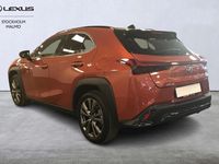 begagnad Lexus UX 250h F-Sport Design Kampanjränta 5.99%