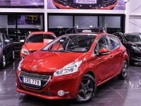 Begagnad Peugeot 208 82 HK (60 kW) 2014 Mörkröd Halvkombi